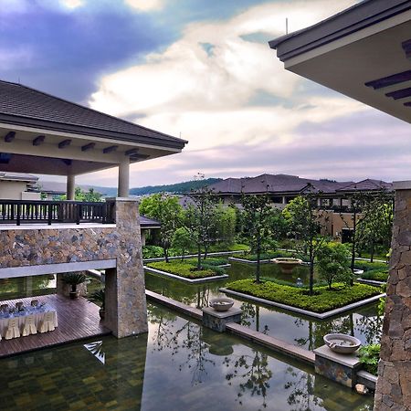 Narada Resort & Spa Liangzhu Ханчжоу Экстерьер фото